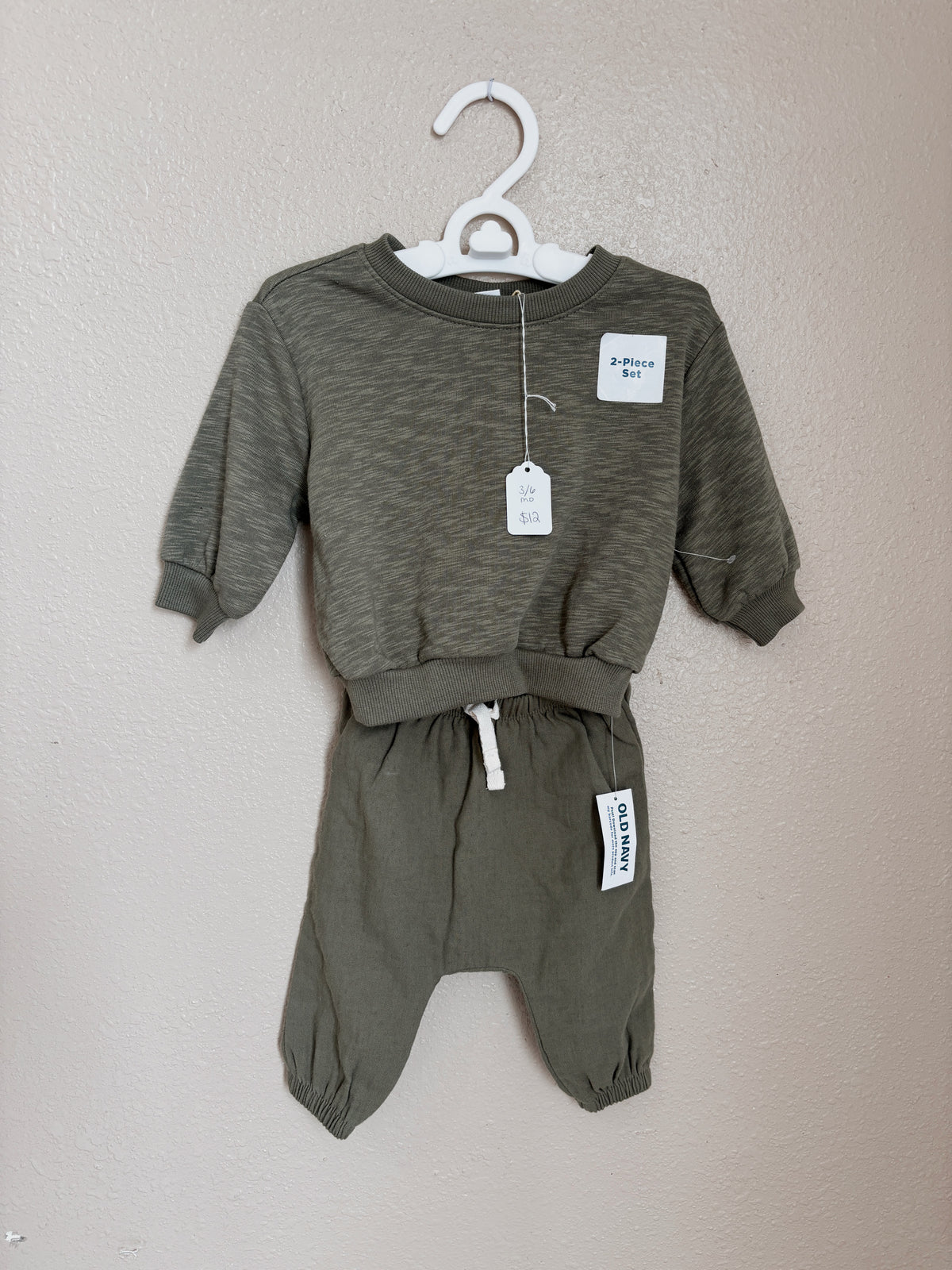 NWT old navy set