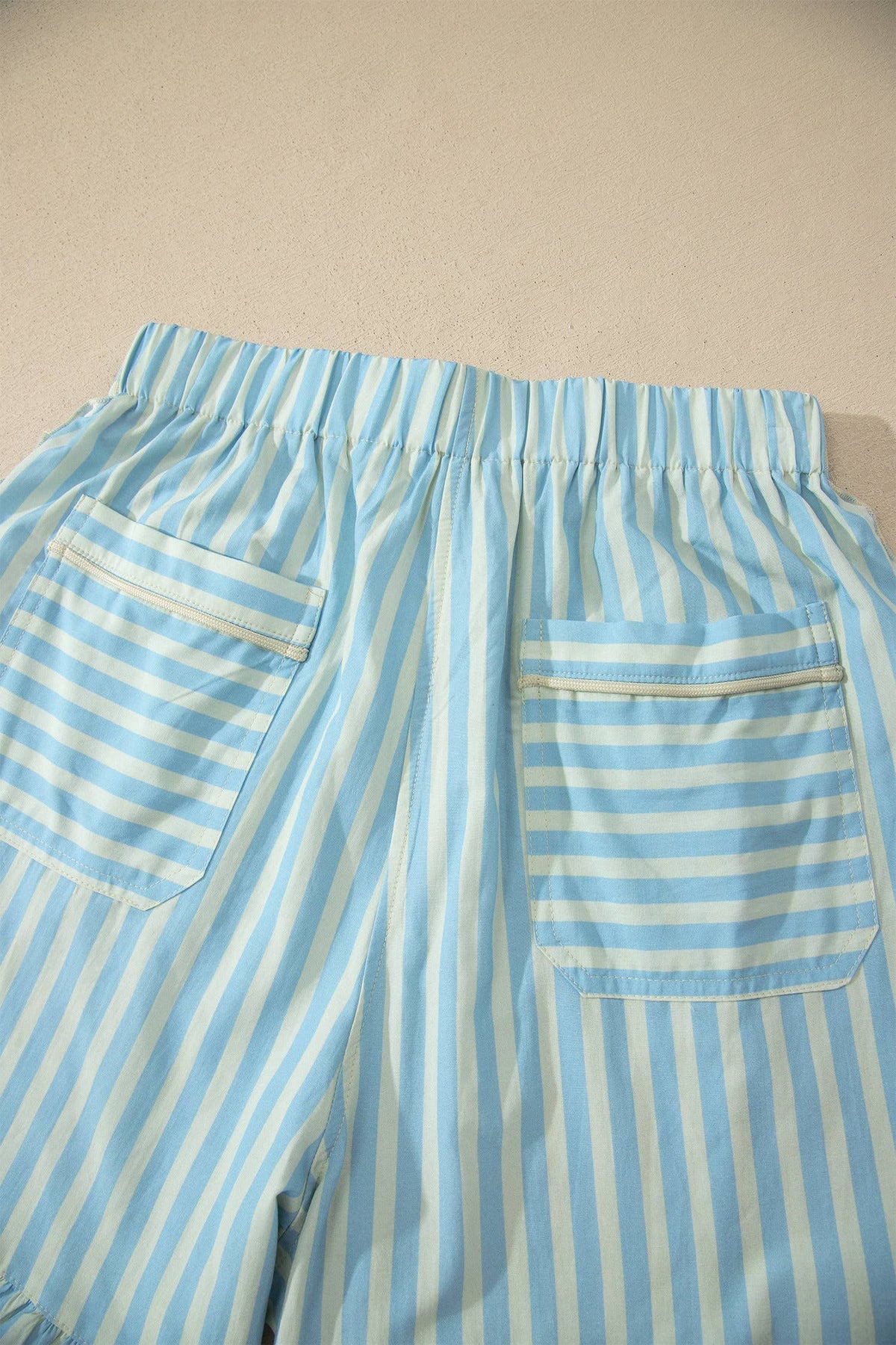 Beachy Ruffle Short
