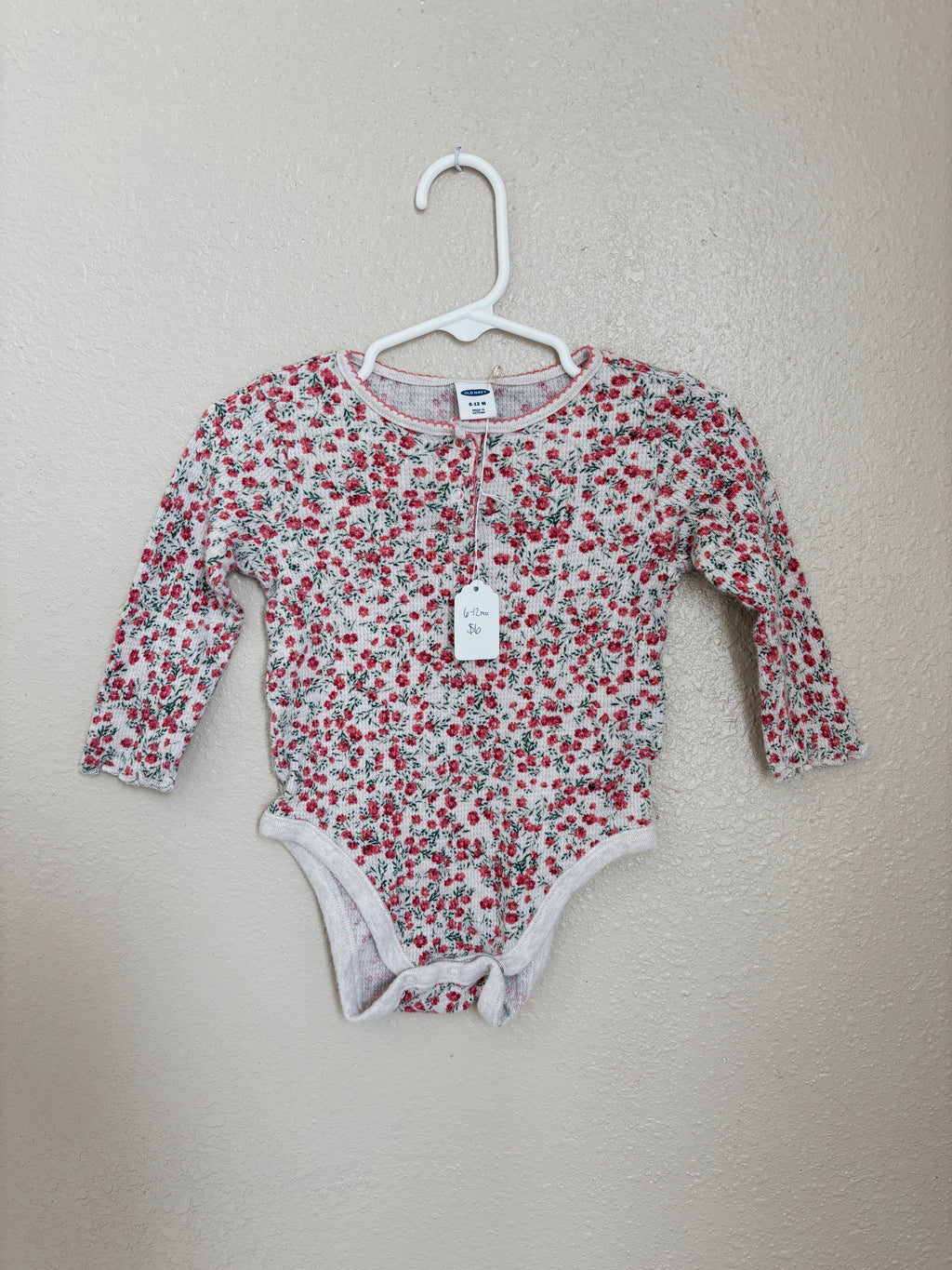old navy ruffle sleeve onesie